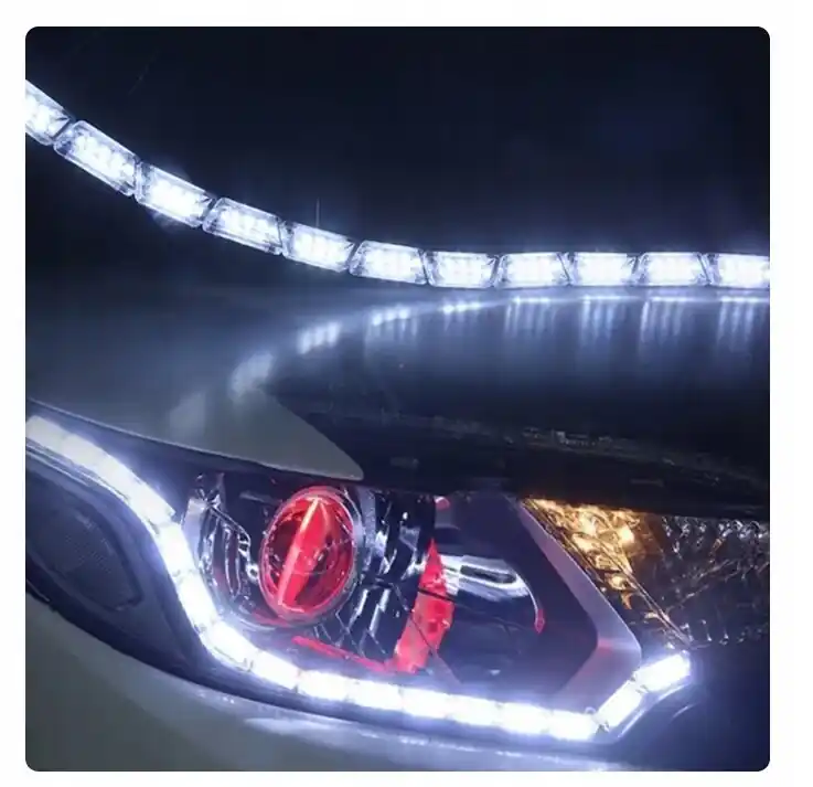 Suuntavilkku LED-päivävalo TY-135x2835 Varsova Pakollinen (Must-Have)